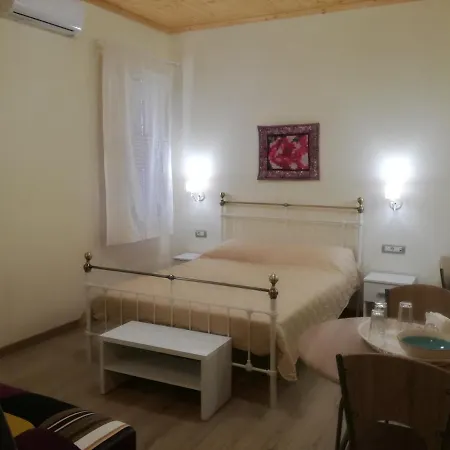 The Magic Mountain Guest house *