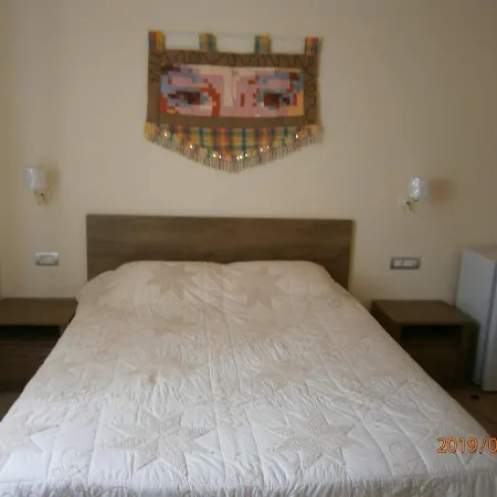 The Magic Mountain Guest house *