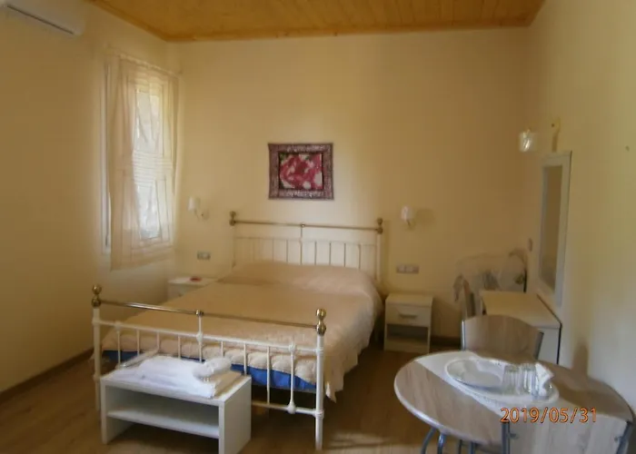 The Magic Mountain * Tsapournia